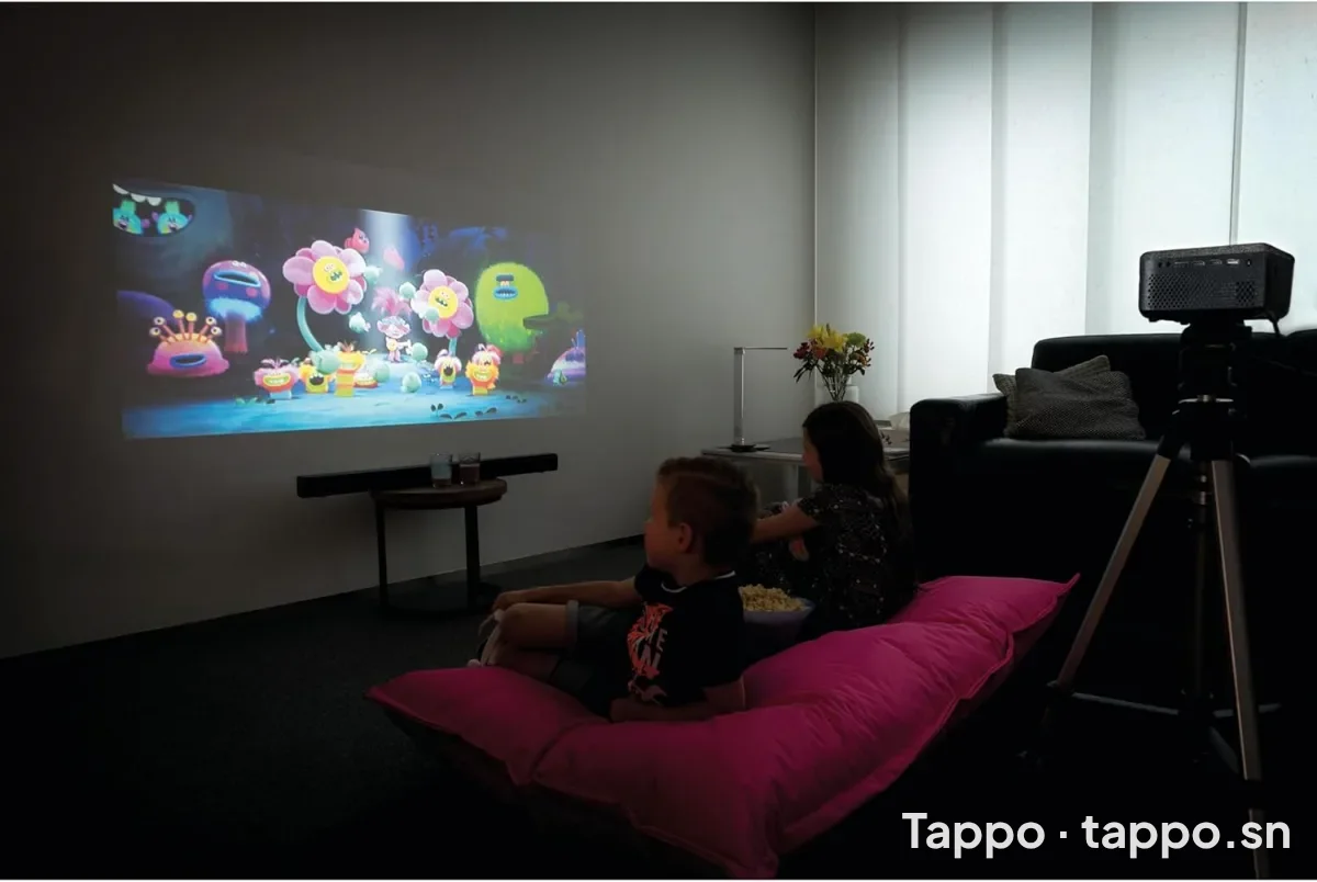 Vidéoprojecteur Lenco LPJ-700 Full HD - Neuf