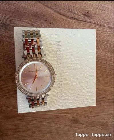 Montre Michael Kors femme en acier - Très bon état