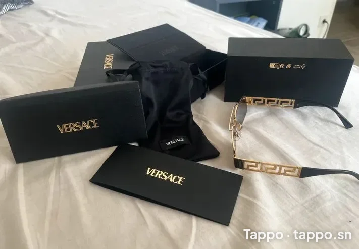 Lunettes de soleil Versace Medusa / Greca - État neuf