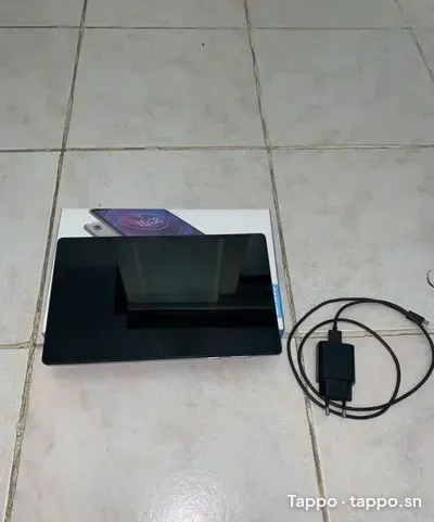 Tablette Lenovo Tab M10 FHD Plus en excellent état